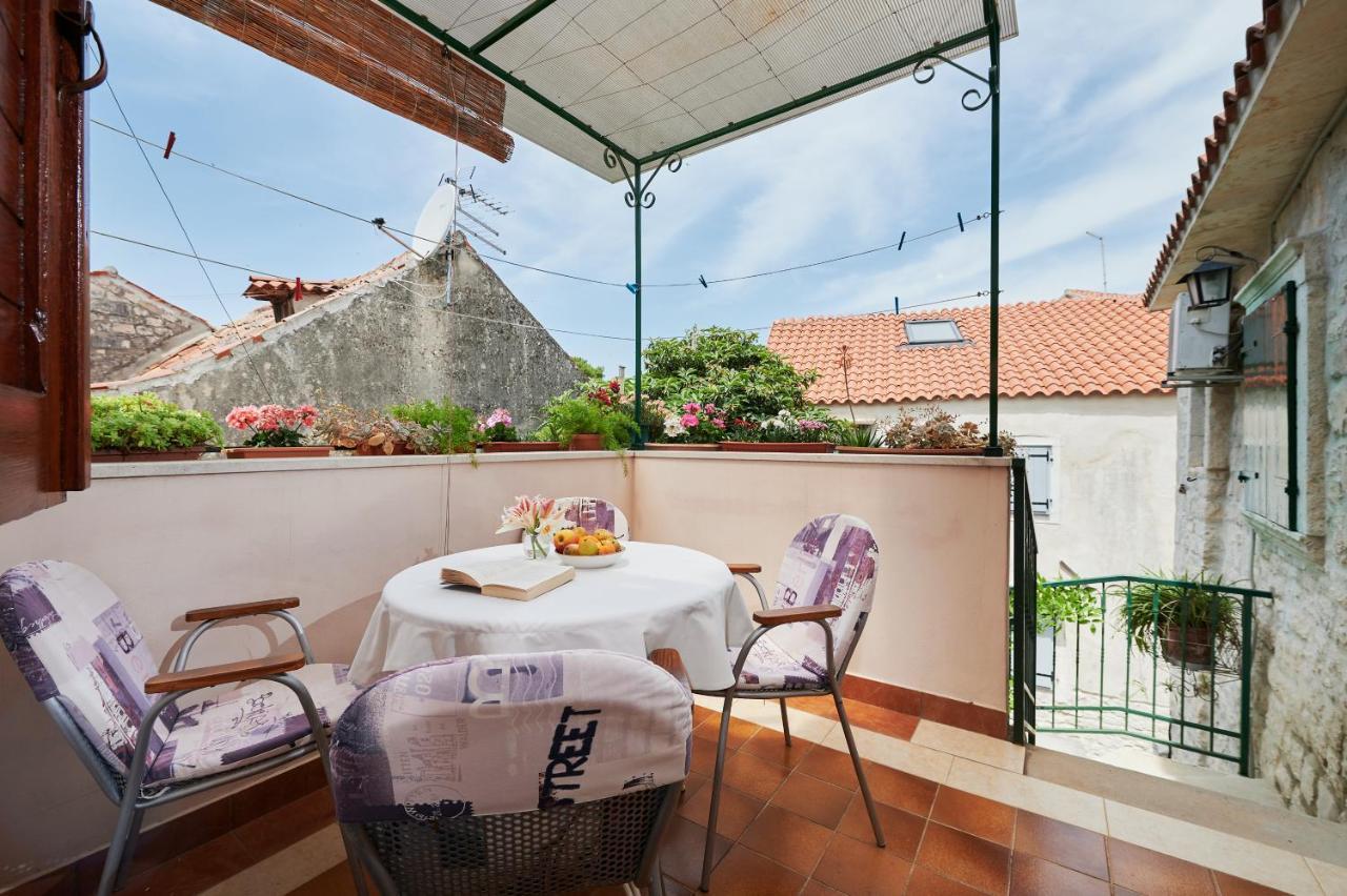 Apartments Ivica Trogir Exterior foto